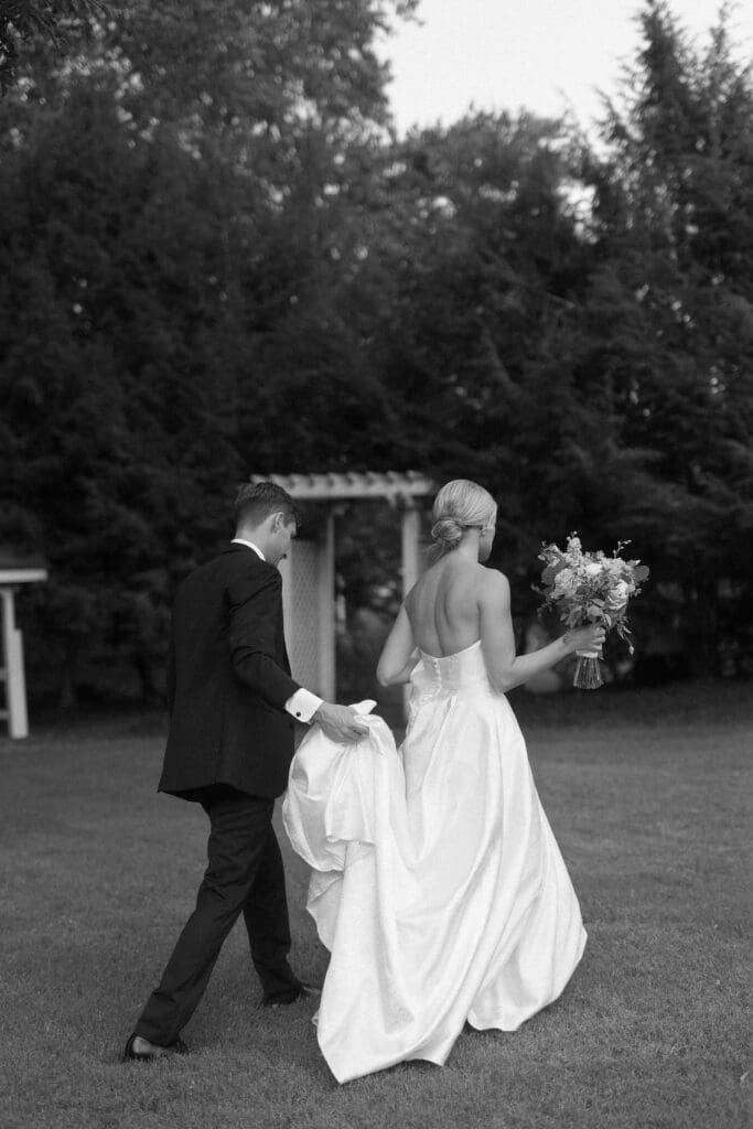 Dara's Garden wedding Knoxville TN